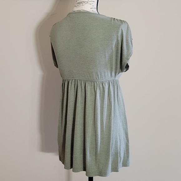 Forever 21 Flowy Top Green Sz Med - Picture 2 of 3